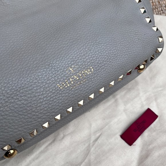 Valentino Rockstud Grainy Calfskin Bag - Gray - Picture 10 of 13